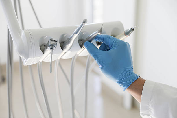 Professional Emergency Dentist technician working in Glandorf, OH